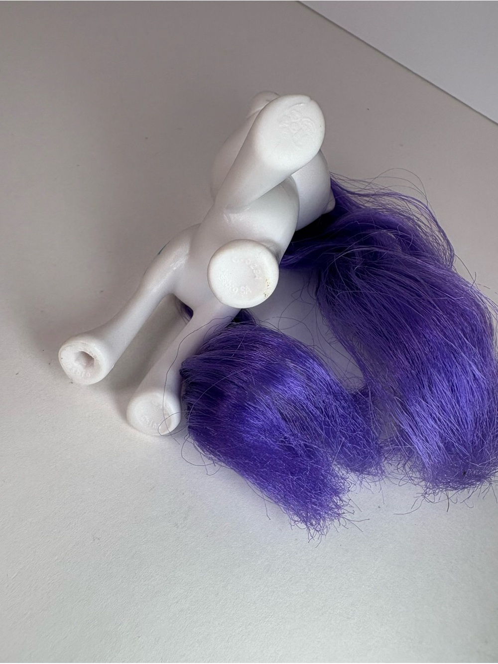 My Little Pony G4 Rarity 3" Figure Friends of Equestria Brushable Loose MLP - Picture 5 of 6